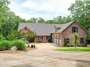 3010 Highlands Cir, Oxford, MS 38655