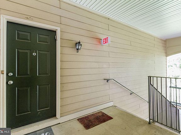3rd image of 15306 Diamond Cove Ter #2D