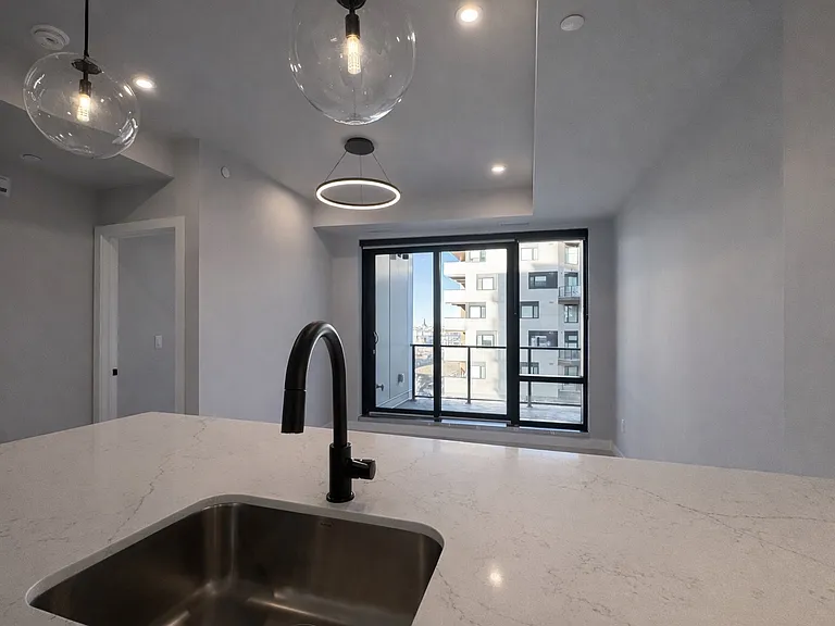 8375 Broadcast Ave SW — Photo 39