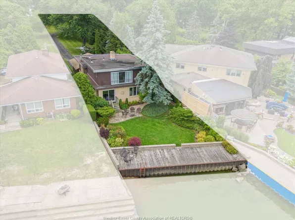 696 Old Tecumseh Rd, Lakeshore, ON N0R 1A0