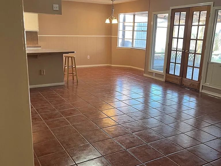 9614 Galston Ln — Photo 3