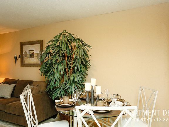 4th image of 22 Charleston Park Dr #1925