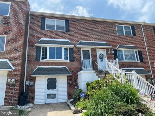 4204 Chalfont Pl, Philadelphia, PA 19154