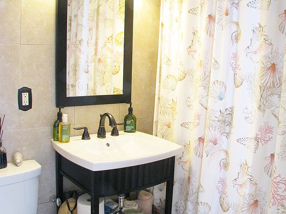3rd image of 125-10 Queens Blvd #1524