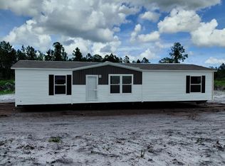1350 Dogwood Ln, Folkston, GA 31537