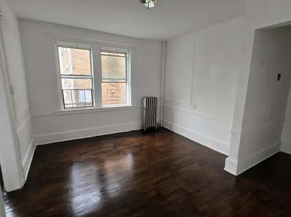 172 Winnikee Ave, Poughkeepsie, NY