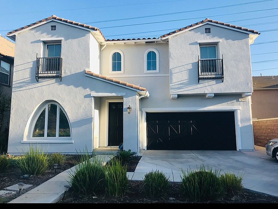 2nd image of 8751 Kings Canyon St