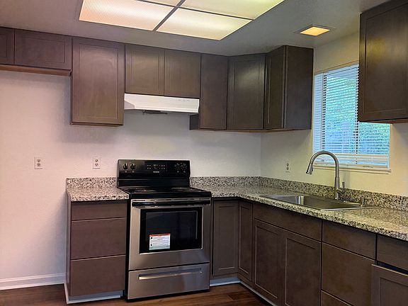 5th image of 9323 Decatur Dr