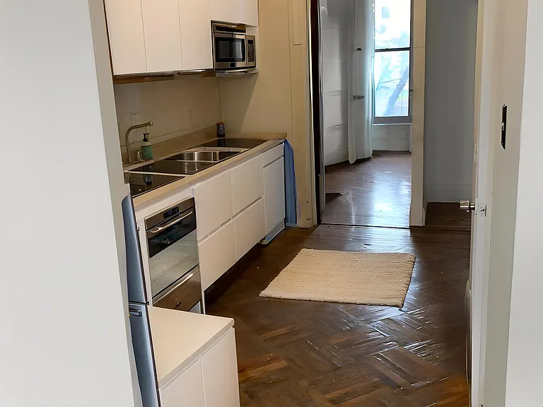 674 Lafayette Ave #2 — Photo 4