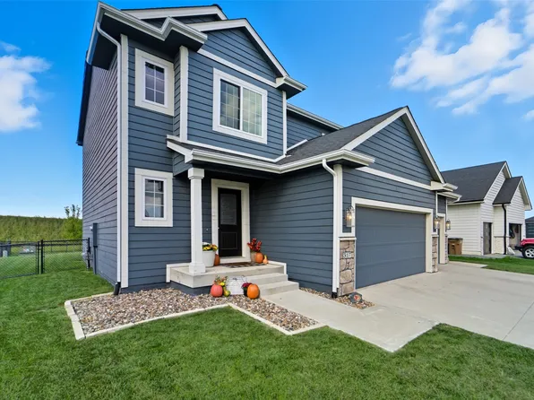 317 31st St SE, Altoona, IA 50009