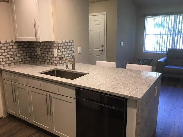 12560 Equestrian Circle — Photo 2