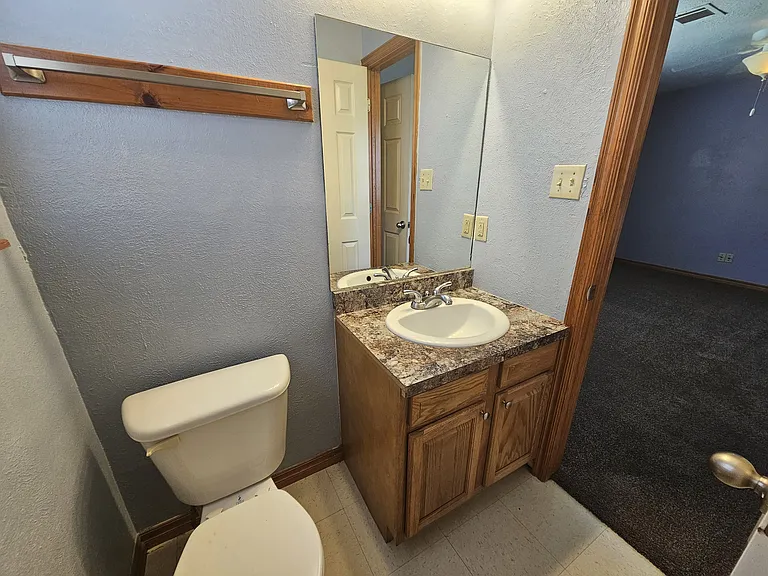 6208 NW Birch Ave — Photo 14