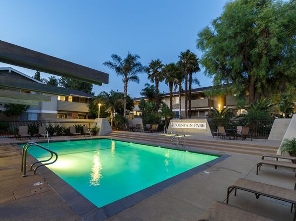 SA3 - Topanga Villa Apartment Rentals - Canoga Park, CA