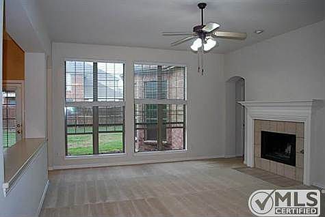3rd image of 2625 Deer Hollow Dr