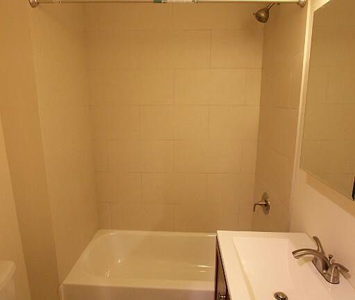 5th image of 4034 N Ashland Ave #4036.5