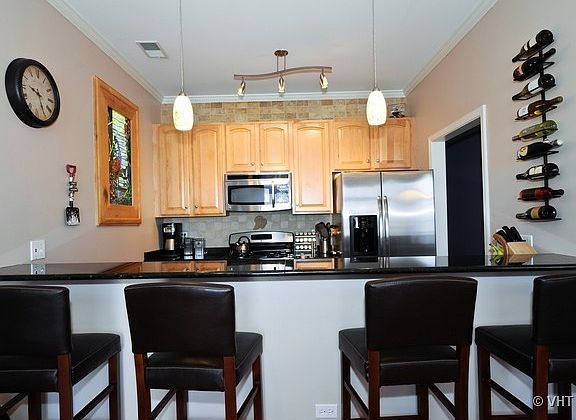 3rd image of 5125 N Ashland Ave APT 2