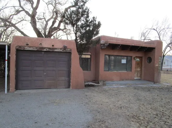 1060 N Gabaldon Rd, Belen, NM 87002
