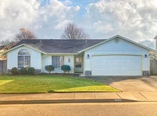 1719 Justice Ct, Fortuna, CA 95540