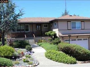 2732 Barlow Dr, Castro Valley, CA 94546