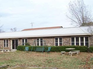 608 E Piney Grove Rd, Falkville, AL 35622