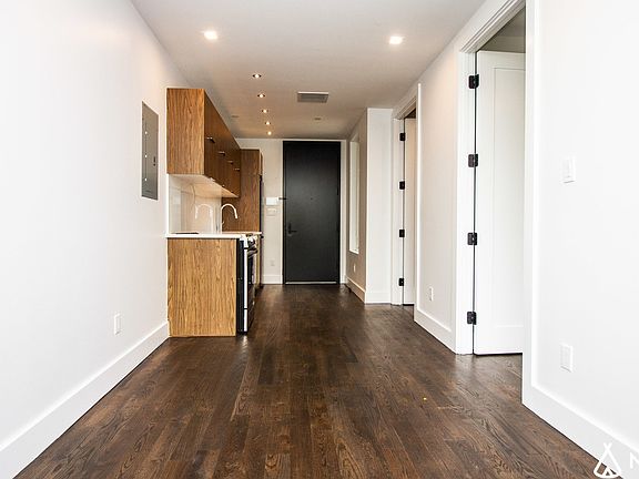 2nd image of 495 Saint Johns Pl #5R