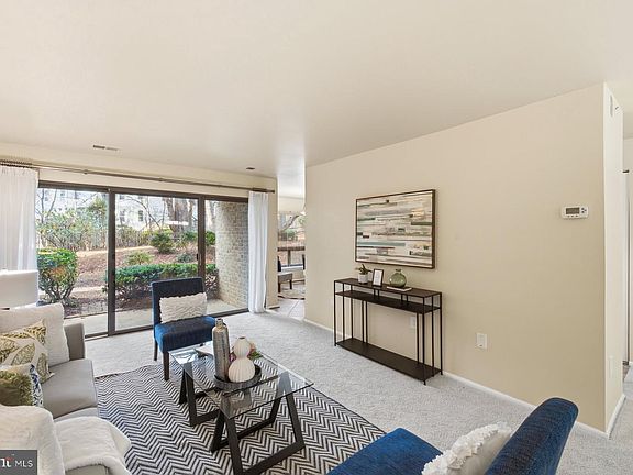 4th image of 419 Christopher Ave #131