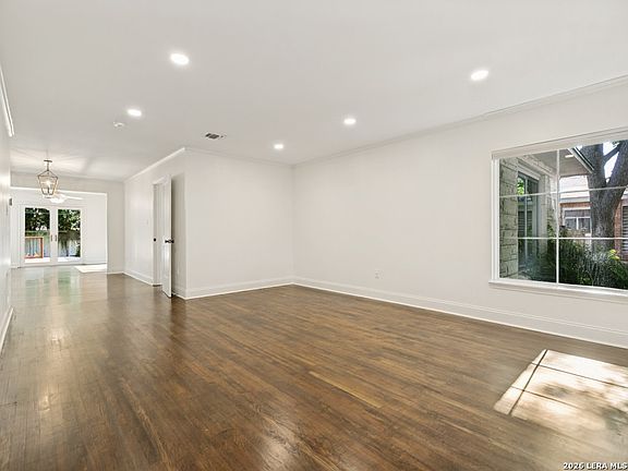 4th image of 119 Northridge Dr