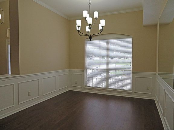 4th image of 2880 Sweetholly Dr