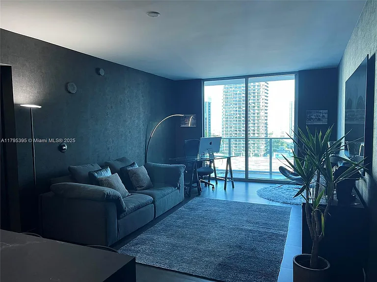 1100 S Miami Ave #2107 — Photo 10