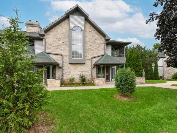 9255 W Forest Home AVENUE, Hales Corners, WI 53130