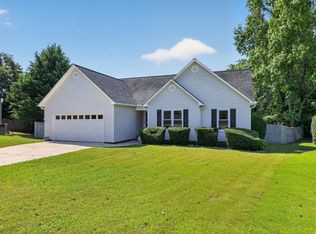 6 Windjammer Ln, Greenville, SC 29617