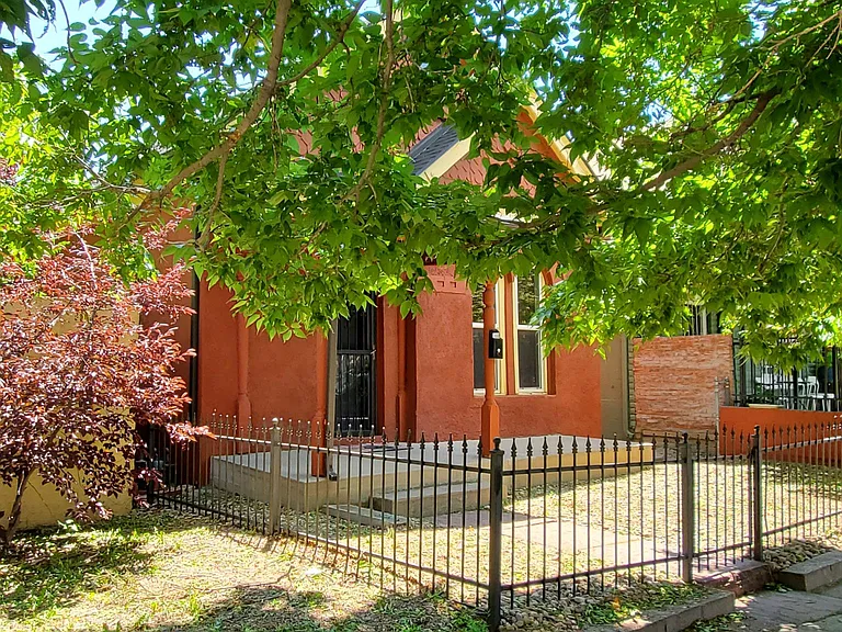 3734 N Franklin St — Photo 2