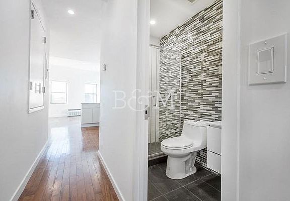 5th image of 3621 Review Ave APT 3L