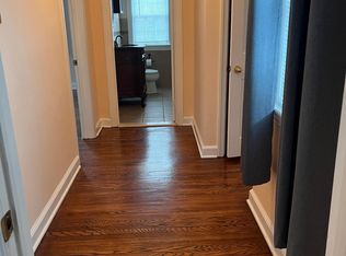 102 Hill Side Cir, Villanova, PA 19085