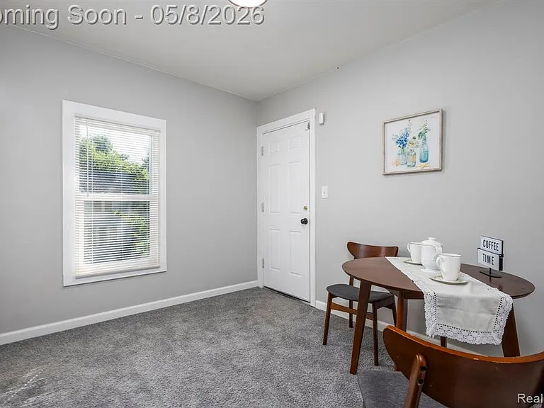 120 Woodland St — Photo 41