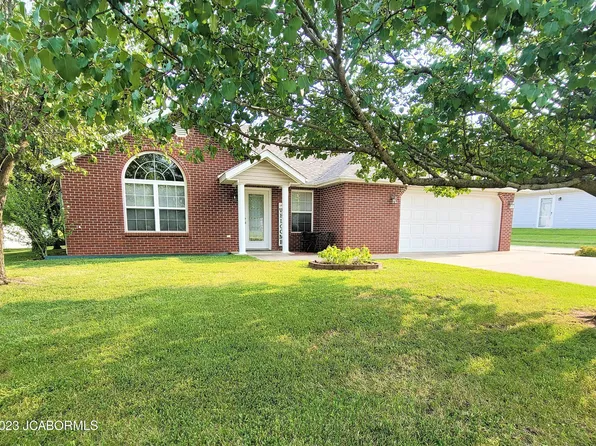 185 Crest Ave, Holts Summit, MO 65043