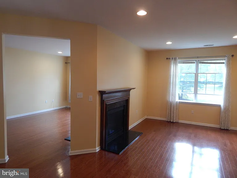 4 Blake Dr — Photo 10