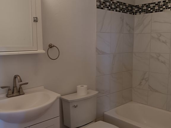 4th image of 2382 Camino Capitan APT B