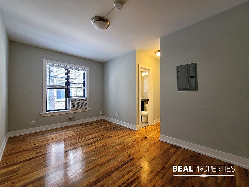 1st image of 2908 N Mildred Ave #U1