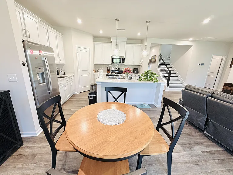 667 Honeydew Dr — Photo 20