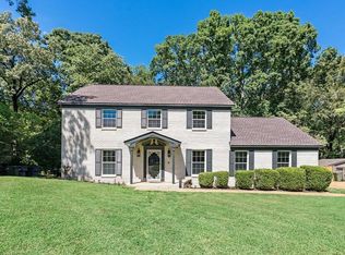 4006 S Lakewood Dr, Memphis, TN 38128