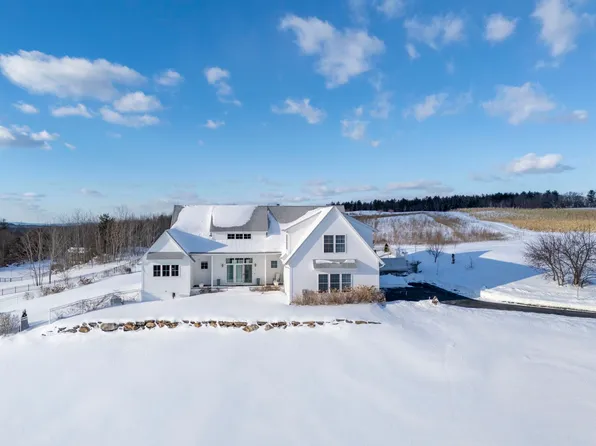 2 Nettie Way, Londonderry, NH 03053