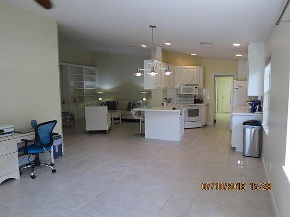 4th image of 7931 Olympia Dr