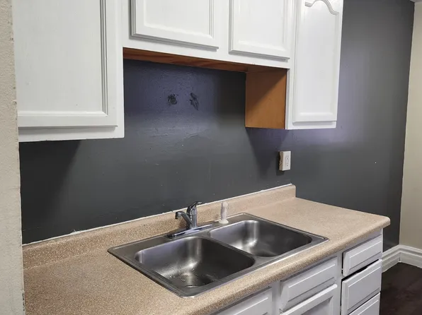 6571 Channel Rd NE APT 3, Minneapolis, MN 55432