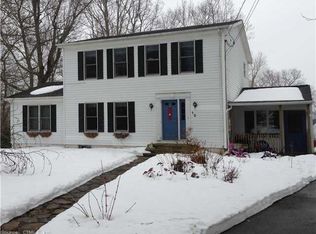 12 Michigan Cir, Oakdale, CT 06370