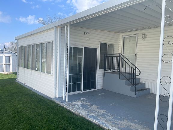 2nd image of 4928 La Quinta Dr