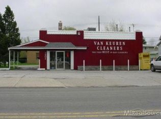 1402 Lapeer Ave, Port Huron, MI 48060