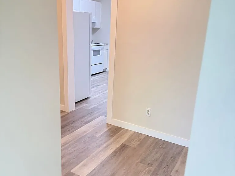280 Edgewood Rd — Photo 5