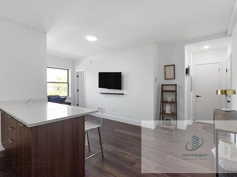 1553-55 W Hollywood Ave #1555-306 — Photo 5