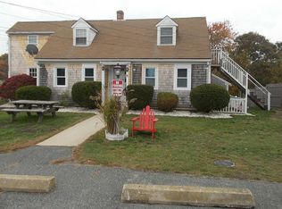 525 Ocean St APT 3, Hyannis, MA 02601